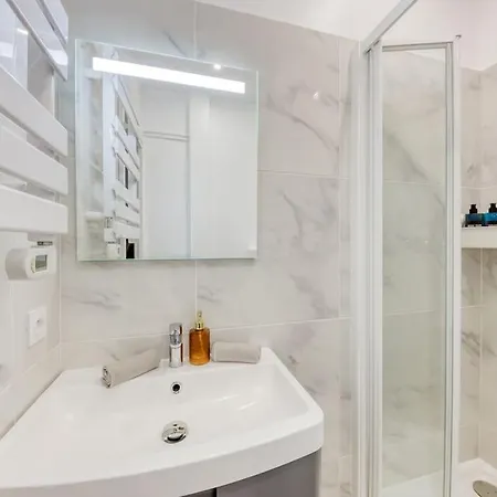 Le Paisible Parisien à 3 Minutes Du Métro